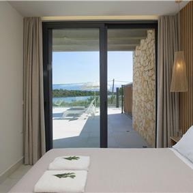 3 bedroom villa with pool & sea view, near Acharavi, sleeps 6